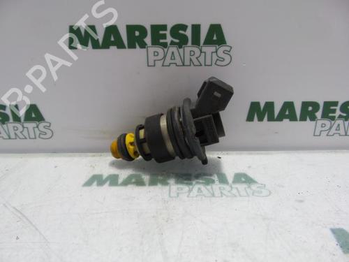 injector-citroen-xantia-x1_-x2_-1993-1994-1995-1996-1997-1998-1999-2000-2001-2002-2003-31510000 main image