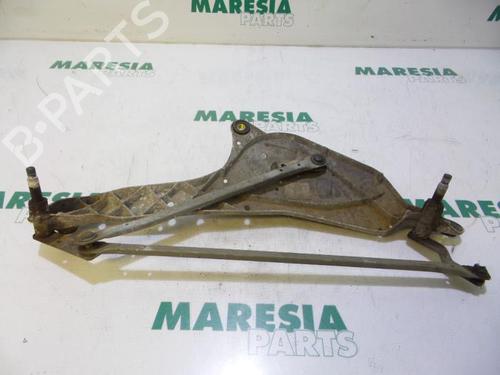 Used Front wipers mechanism RENAULT LAGUNA II (BG0/1_) 2.0 16V IDE (BG0N) (140 hp) 31425412