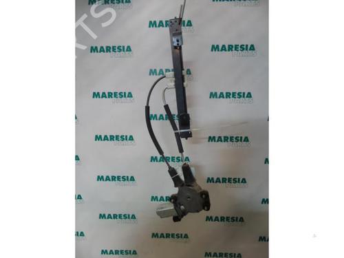Used Rear right window mechanism ALFA ROMEO 147 (937_) 1.9 JTD (937.AXD1A, 937.BXD1A, 937.AXV1A, 937.BXB1A,... (115 hp) 31536426