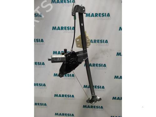 Rudehejsemekanisme ventre foran RENAULT ESPACE III (JE0_) 3.0 V6 24V (JE0G, JE0R) (190 hp) 31505396