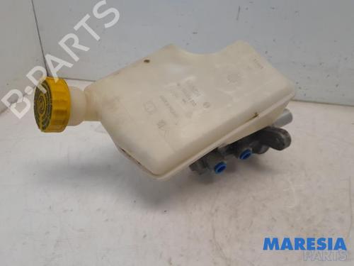 Brake master cylinder PEUGEOT 208 I (CA_, CC_) 1.2 VTI 82 | BP31408552M77