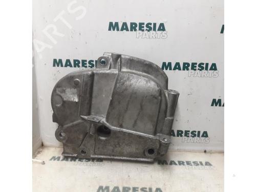 Timing cover RENAULT MODUS / GRAND MODUS (F/JP0_) 1.6 (JP03, JP0B, JP0U, JP0Y, JP1G) | BP31518466M123