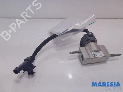 Andre OPEL CORSA F (P2JO) CORSA-e (68) (136 hp) 31525444