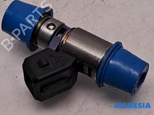 Used Injector FIAT PANDA (312_, 319_) 0.9 (312PXH1A) (65 hp) 31416915