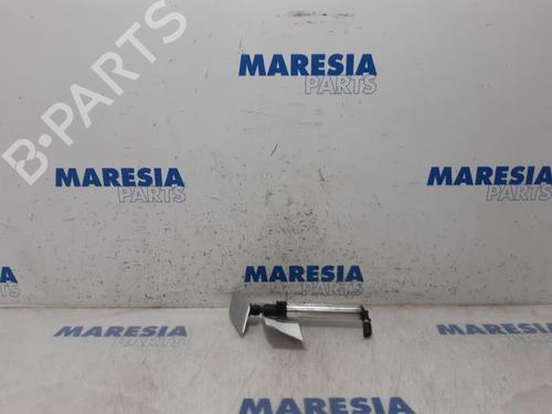 Used Washer pump CITROËN C4 Grand Picasso I (UA_) 2.0 i 16V (140 hp) 31500893