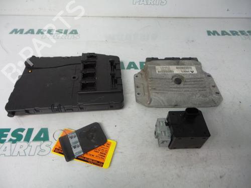 Used Engine control unit (ECU) RENAULT SCÉNIC II (JM0/1_) 1.6 (JM0C, JM0J, JM1B) (113 hp) 31512094