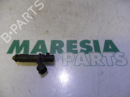 Used Injector PEUGEOT 407 SW (6E_, 6D_) 2.0 16V (140 hp) 31402085