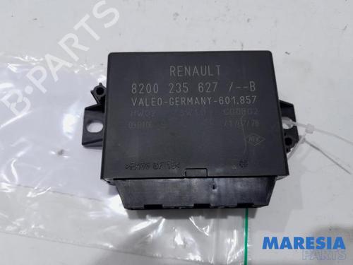 Módulo eletrónico RENAULT ESPACE IV (JK0/1_) 2.0 (JK0A, JK1D, JK0N) (170 hp) 31526579