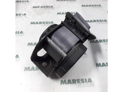 Used Rear right seatbelt CITROËN C5 I (DC_) 2.0 16V (DCRFNC, DCRFNF) (136 hp) 31525273