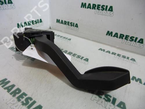 Elektronisk modul FIAT PUNTO (188_) 1.2 16V 80 (188.233, .235, .253, .255, .333, .353, .639,... (80 hp) 31530206