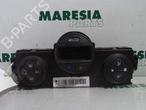 climate-control-renault-megane-ii-estate-km01_-2003-2004-2005-2006-2007-2008-2009-2010-2011-2012-31516797 main image