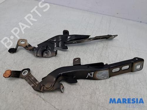 Dørhængsel/Dørbegrænser PEUGEOT 2008 II (UD_, US_, UY_, UJ_, UR_, UC_) 1.2 PureTech 100 (USHNK) (101 hp) 32351629