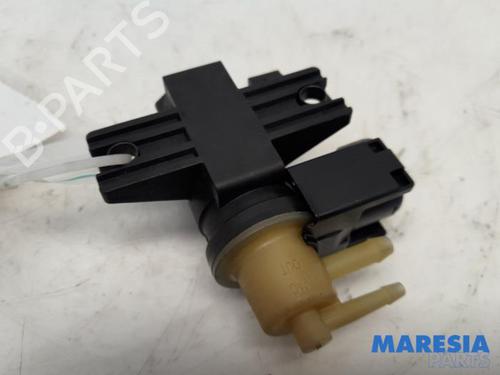 andre-renault-trafic-iii-van-fg_-2014-31499171 main image