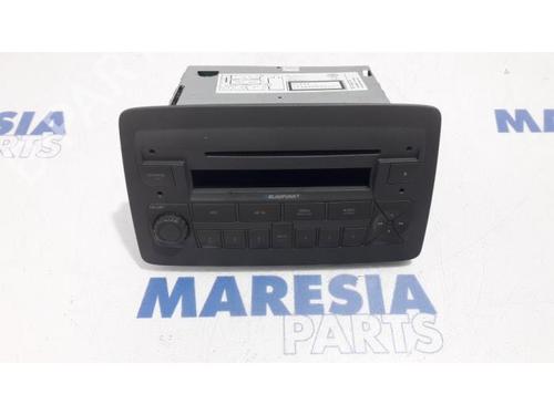 Used Radio FIAT PANDA (169_) 1.2 (169.AXB11, 169.AXB1A) (60 hp) 31401946