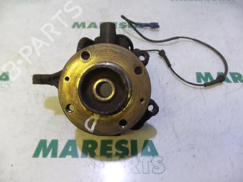 Used Right front steering knuckle PEUGEOT 207 (WA_, WC_) 1.4 16V (88 hp) 31500331