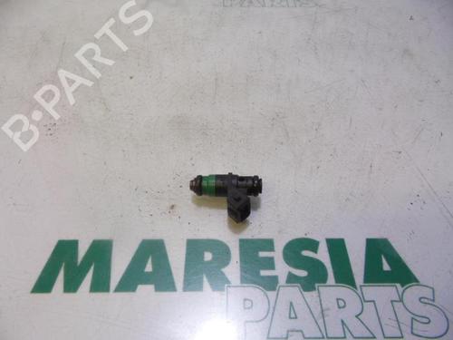 Used Injector RENAULT SCÉNIC II (JM0/1_) 2.0 (JM05, JM0U, JM1N, JM1U, JM2V) (135 hp) 31453046