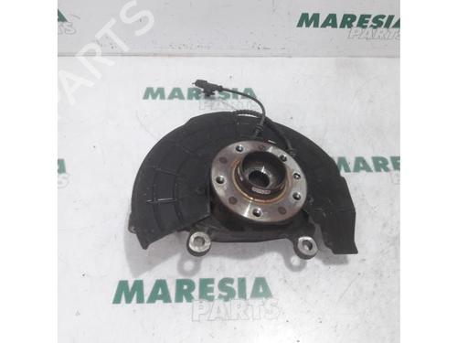 Used Left front steering knuckle FIAT 500X (334_) 1.6 (334AXE1A) (110 hp) 31515418