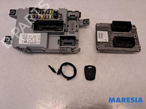 Used Engine control unit (ECU) FIAT 500 (312_) 1.2 (312AXA1A) (69 hp) 31428561