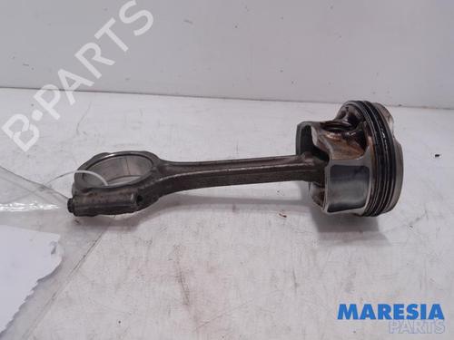 Used Other Other PEUGEOT 308 II (LB_, LP_, LW_, LH_, L3_) 1.2 THP 110 (110 hp) 31405628 31405628