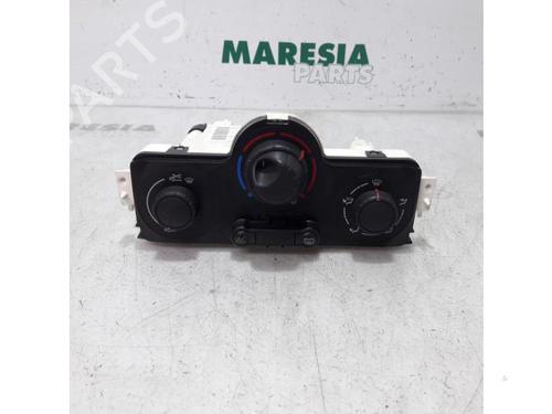 climate-control-renault-scenic-ii-jm01_-2003-2004-2005-2006-2007-2008-2009-2010-31472267 main image