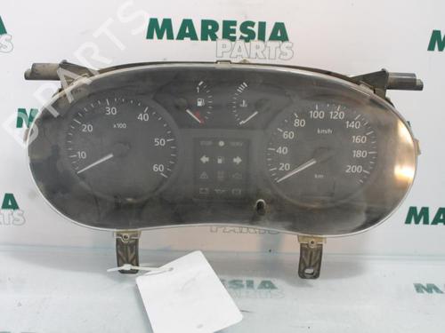 Used Instrument cluster RENAULT TRAFIC II Van (FL) 1.9 dCi 80 (FL0B) (82 hp) 31408237