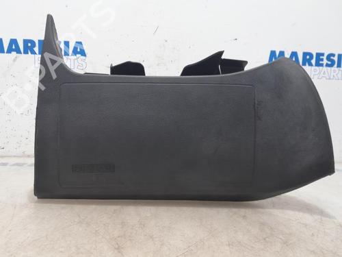 Used Knee airbag ALFA ROMEO MITO (955_) 1.3 MultiJet (955AXT1A) (84 hp) 31453795