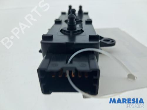 Switch RENAULT CAPTUR II (HF_) TCe 160 (HFN1) | BP39932906I30 - Image 4
