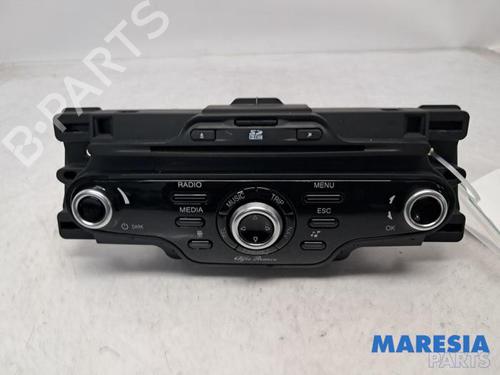 Used Radio ALFA ROMEO GIULIETTA (940_) 1.4 TB (940FXB1A, 940FXB11) (170 hp) 31424272