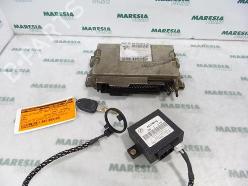 Used Engine control unit (ECU) FIAT PUNTO (176_) 55 1.1 (54 hp) 31520254
