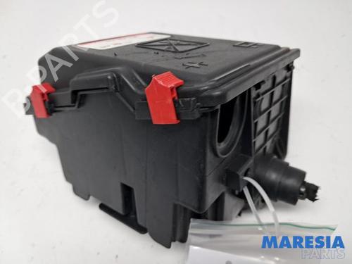 Used Fuse box CITROËN C4 Grand Picasso II (DA_, DE_) 1.6 THP 165 (165 hp) 31438320
