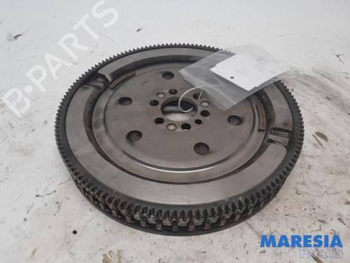 Used Flywheel RENAULT CLIO IV (BH_) 1.2 TCe 120 (BHM0) (120 hp) 31446165