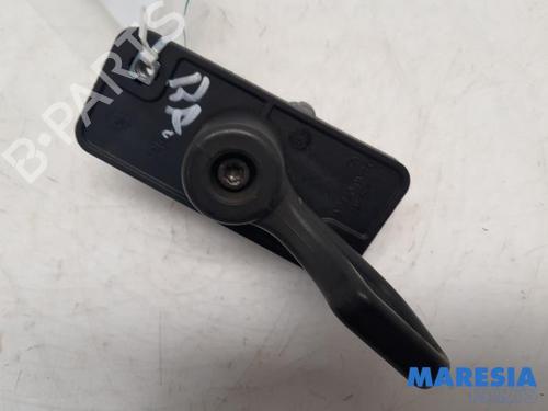 Used Exterior handle FIAT FIORINO Box Body/MPV (225_) 1.3 D Multijet (225BXD1A, 225BXB1A, 225BXB11) (75 hp) 31454342