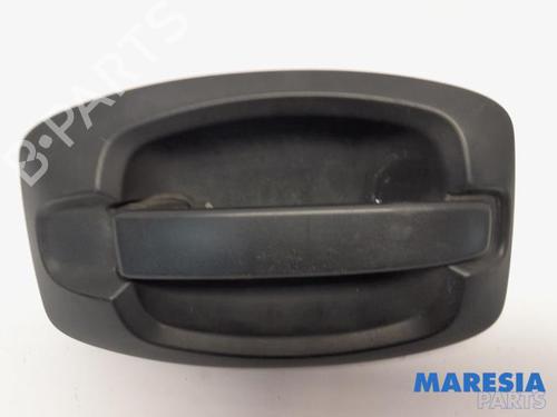 Used Exterior handle PEUGEOT BOXER Bus 2.0 BlueHDi 130 (130 hp) 31461330