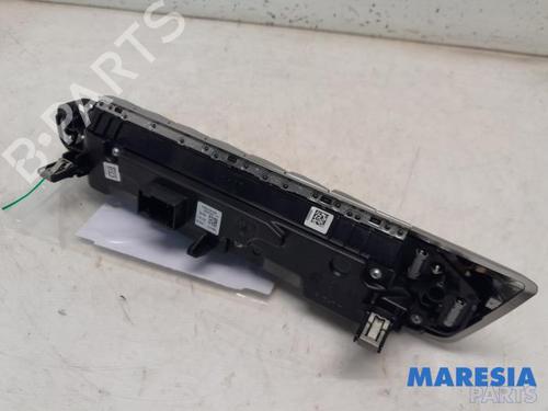 Climate control PEUGEOT 3008 II SUV (MC_, MR_, MJ_, M4_) 1.2 THP/ PureTech 130 (MRHNSM, MRHNSU, MRHNSJ, MRHNYW,... | BP31461479I5