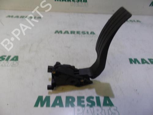 electronic-module-renault-captur-i-j5_-h5_-2013-31427468 main image