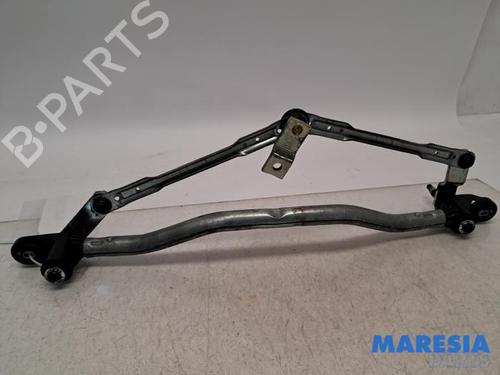 Used Front wipers mechanism ALFA ROMEO GIULIETTA (940_) 1.4 TB (940FXB1A, 940FXB11) (170 hp) 31429592
