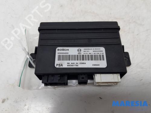 Used Electronic module PEUGEOT 308 CC (4B_) 2.0 HDi (4BRHRH, 4BRHRJ) (136 hp) 31480303