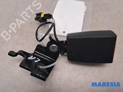 seat-buckle-alfa-romeo-giulietta-940_-2010-2011-2012-2013-2014-2015-2016-2017-2018-2019-2020-31422235 main image