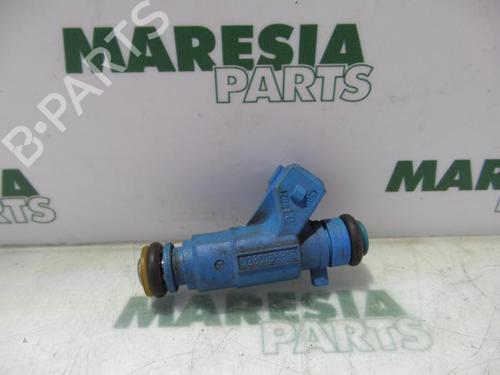 injector-fiat-punto-188_-1999-2000-2001-2002-2003-2004-2005-2006-2007-2008-2009-2010-2011-2012-31520896 main image