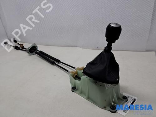 Used Gear lever Gear lever ALFA ROMEO 159 Sportwagon (939_) 1.8 TBi (939BXN1B) (200 hp) 32484827 32484827