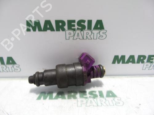 Used Injector RENAULT TWINGO I (C06_) 1.2 (C066, C068) (58 hp) 31508785