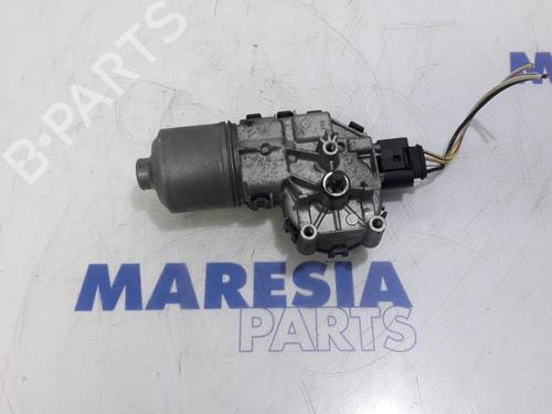 Used Front wiper motor ALFA ROMEO GIULIETTA (940_) 1.4 TB (940FXA1A, 940FXT1A) (120 hp) 31406985