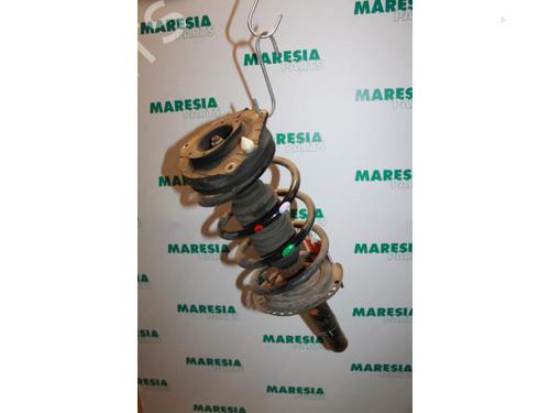 left-front-shock-absorber-renault-megane-ii-estate-km01_-2003-2004-2005-2006-2007-2008-2009-2010-2011-2012-31413221 main image