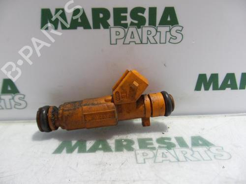 Used Injector ALFA ROMEO 156 (932_) 2.0 16V T.SPARK (932A2) (155 hp) 31508062