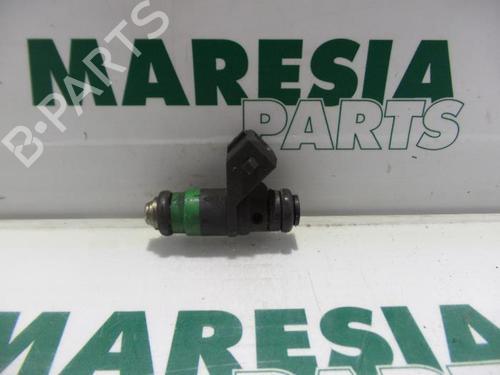 Used Injector RENAULT LAGUNA II (BG0/1_) 2.0 16V (BG00, BG0K, BG0P, BG0W) (135 hp) 31447633