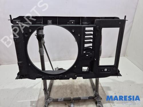 Frontplade/Frontkurv PEUGEOT 3008 I MPV (0U_) 1.6 THP (156 hp) 31456982