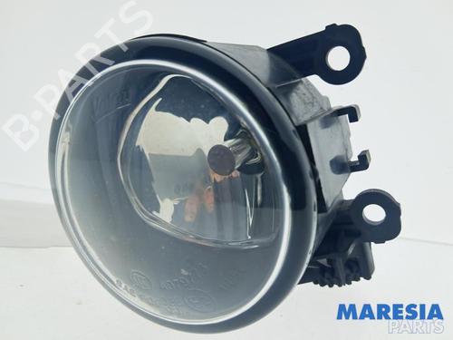 Right front fog light RENAULT CAPTUR I (J5_, H5_) 1.2 TCe 120 | BP39725991C31 - Image 3