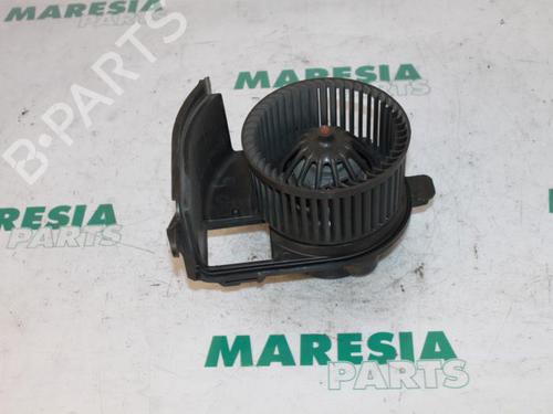 heater-blower-motor-renault-clio-ii-bb_-cb_-1998-1999-2000-2001-2002-2003-2004-2005-2006-2007-2008-2009-2010-2011-2012-2013-2014-2015-2016-31413632 main image