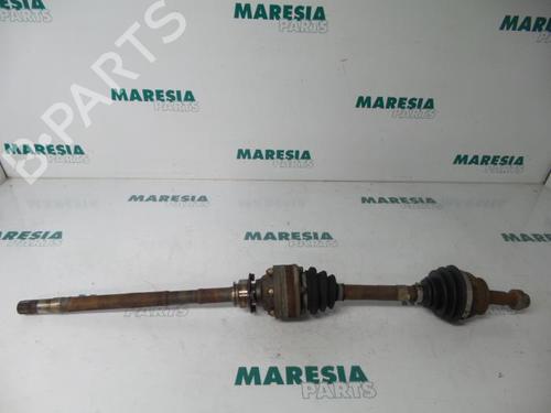 Used Right front driveshaft ALFA ROMEO 146 (930_) 1.6 i.e. 16V T.S. (930.B2B, 930.B2C) (120 hp) 31395378