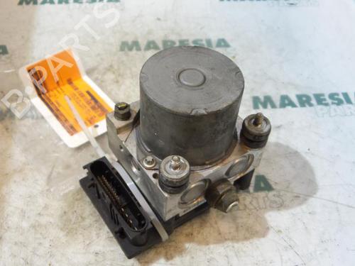 Used ABS pump ABS pump FIAT PUNTO (188_) 1.4 (95 hp) 31406917 31406917
